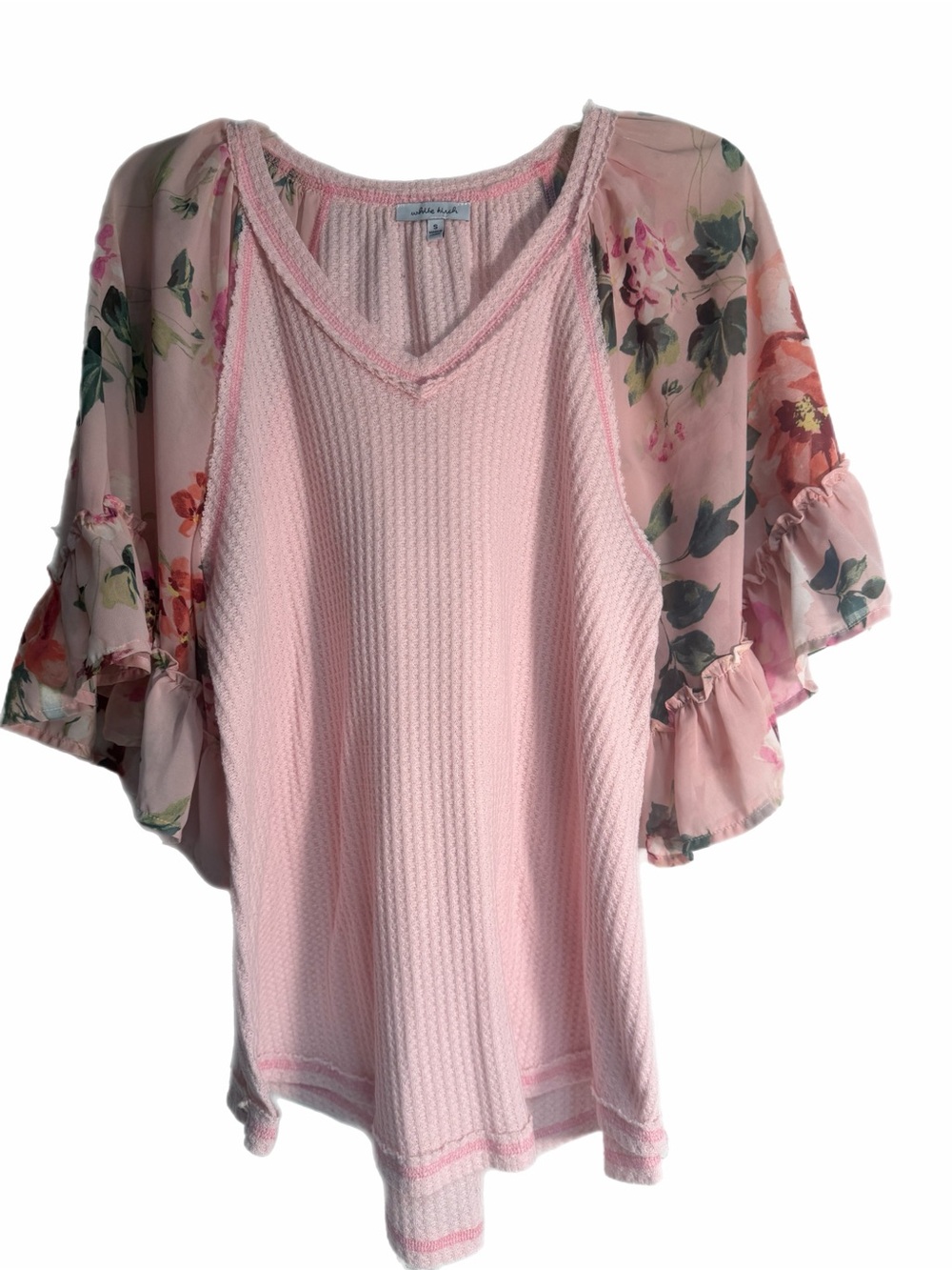 White Birch Pink Waffle Knit Floral
Ruffle Sleeve Top Small